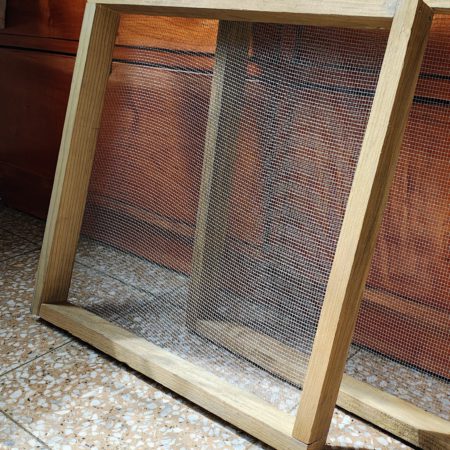 Cernidor rústico de madera de pino tratada